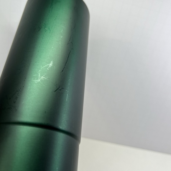 Stanley Starbucks Classic 20 oz One Hand Vacuum Tumbler Green Shiny Push Button - Picture 11 of 15